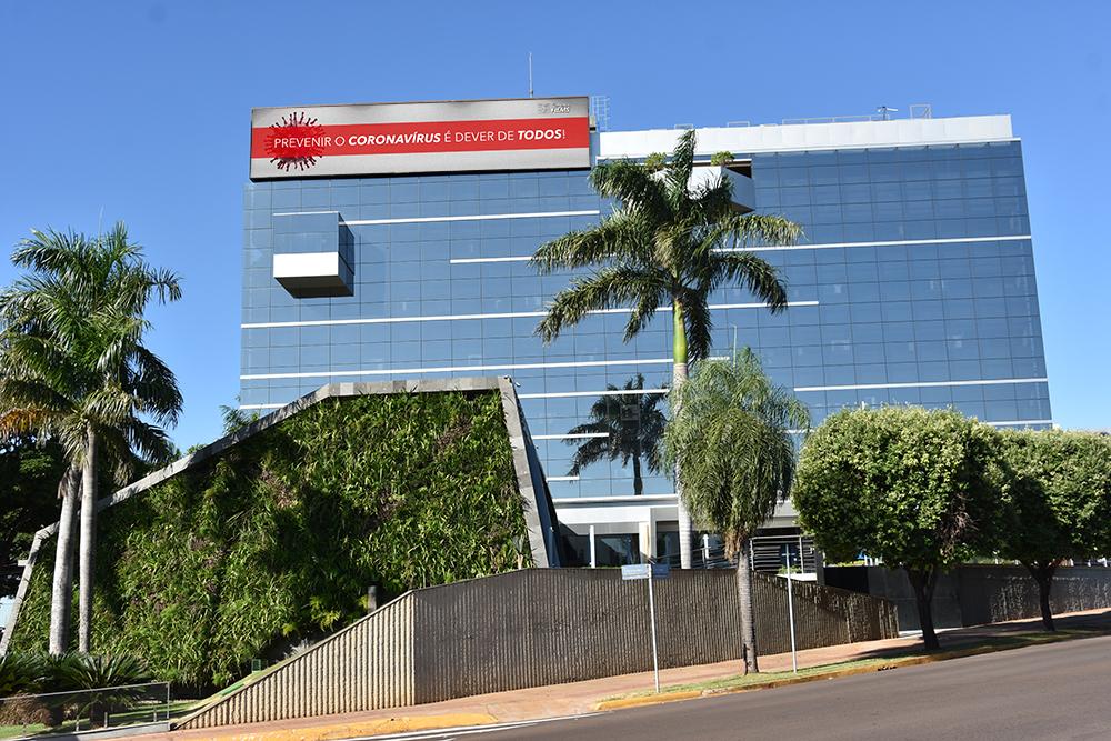 Painel digital do Edifício Casa da Indústria inicia conscientização sobre novo coronavírus   